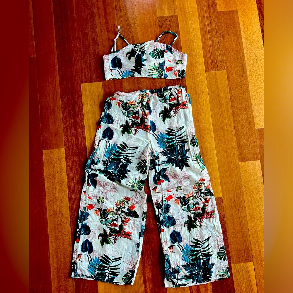 SHEIN 2 piece set, back ties in bow
